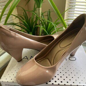 Andiamo Cream Tan High Heels Tan & Gold insole 2"inch Heel